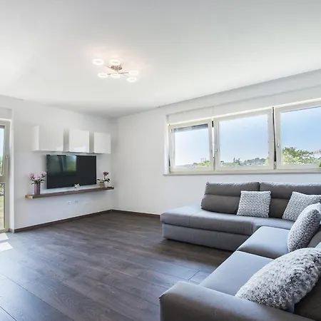 Apartman In Pula/istrien 34770